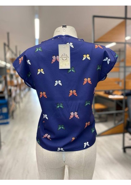 Kadın Kelebek Moskrep Kumaş T-Shirt fiyatları