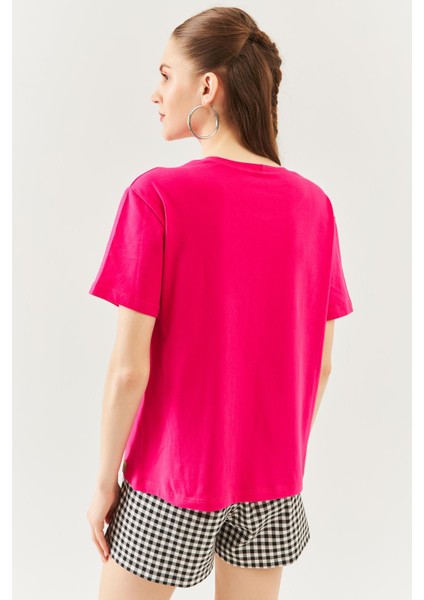 Fuşya Oversize Rahat %100 Pamuklu Penye Bisiklet Yaka Kısa Kol Basic T-Shirt indirimleri
