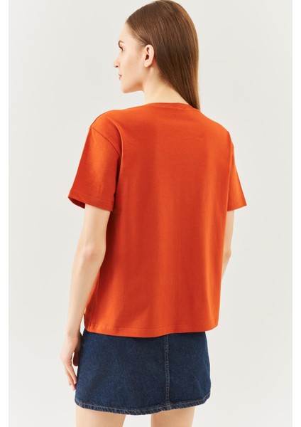 Kiremit Oversize Rahat %100 Pamuklu Penye Bisiklet Yaka Kısa Kol Basic T-Shirt indirimleri