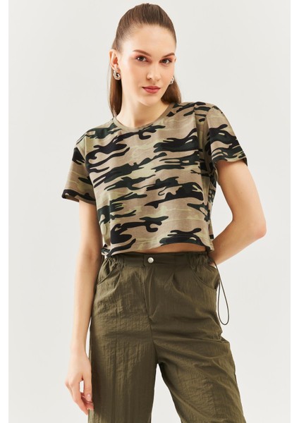 Kamuflaj Oversize Rahat %100 Pamuklu Penye Bisiklet Yaka Kısa Kol Basic Crop T-Shirt