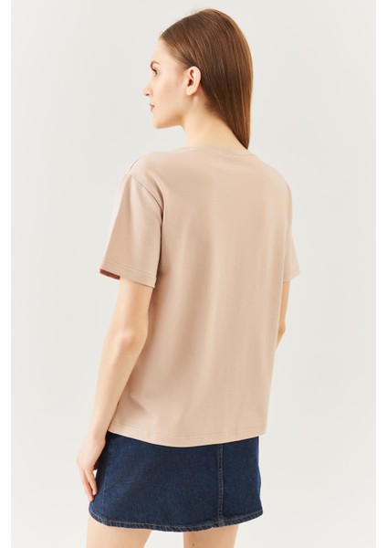 Açık Kahve Oversize Rahat %100 Pamuklu Penye Bisiklet Yaka Kısa Kol Basic T-Shirt indirimleri