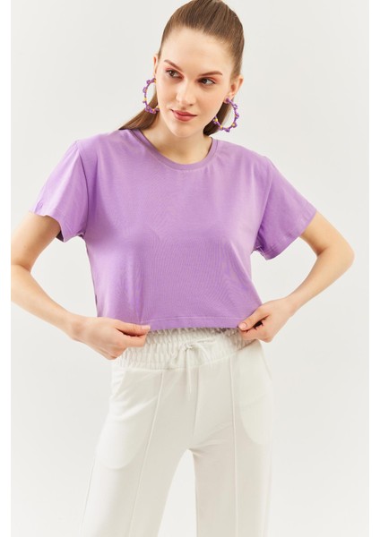 Lila Oversize Rahat %100 Pamuklu Penye Bisiklet Yaka Kısa Kol Basic Crop T-Shirt fiyatları