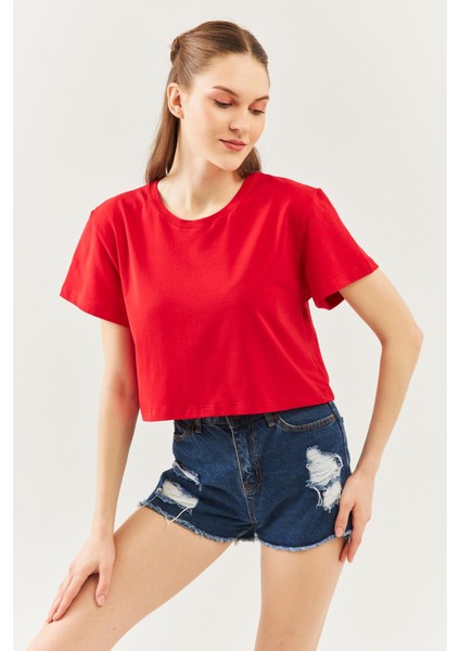 Kırmızı Oversize Rahat %100 Pamuklu Penye Bisiklet Yaka Kısa Kol Basic Crop T-Shirt