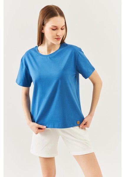 Mavi Oversize Rahat Pamuklu Penye Bisiklet Yaka Kısa Kol Basic T-Shirt fiyatları