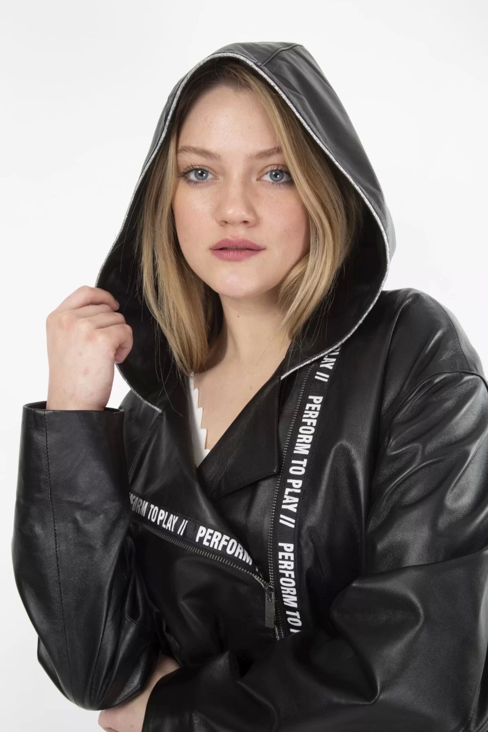 By Marki Marki oversize Kapüşonlu Yağmurluk Hakiki Deri Mont Baharlık görsel 3