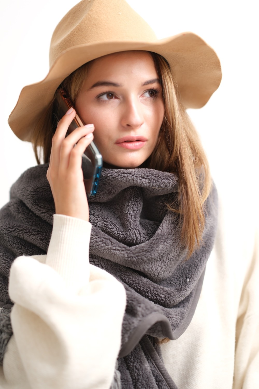 Cakkatex Wellsoft Ekstra Yumuşak Peluş Püsküllü Atkı|scarf görsel 5
