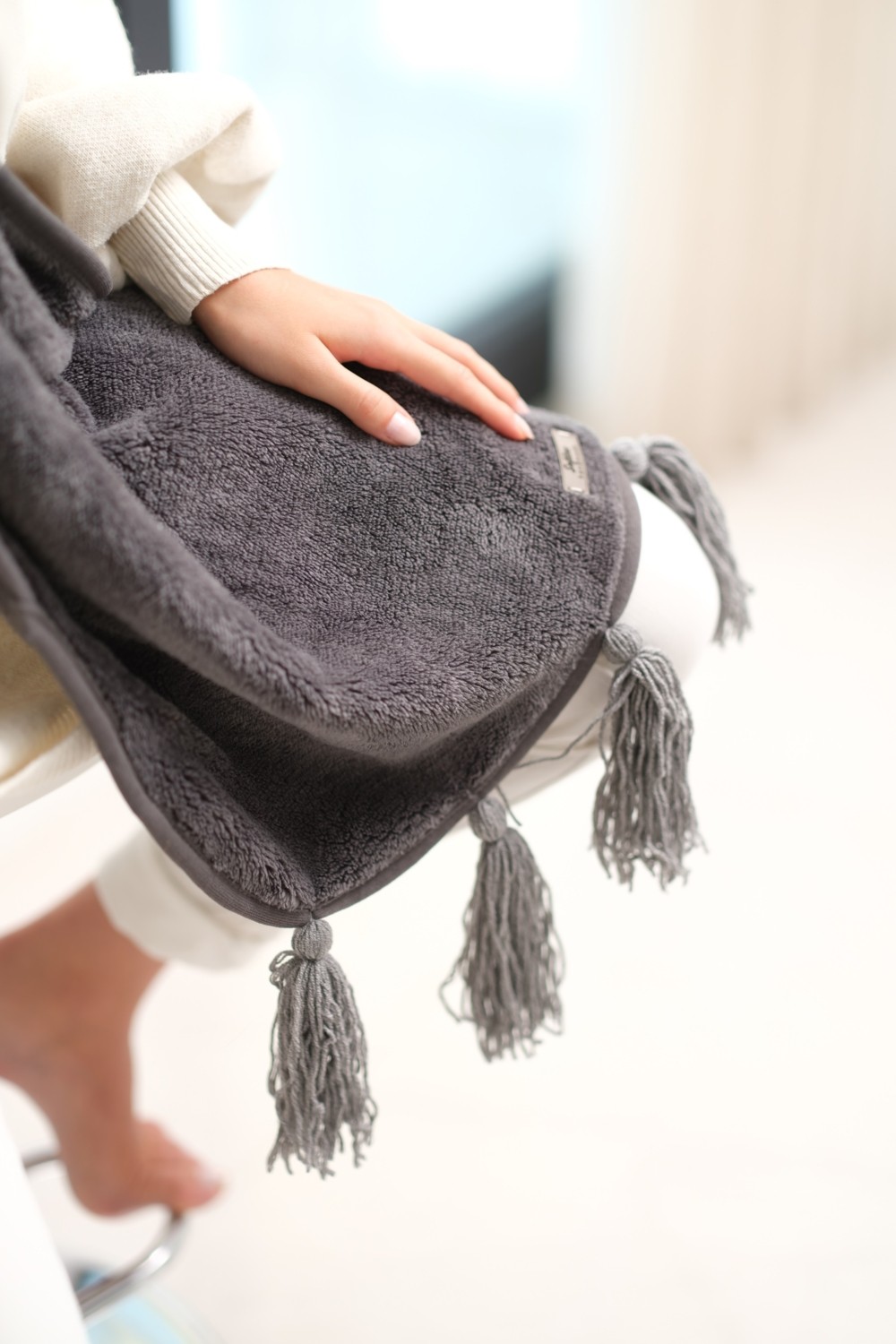 Cakkatex Wellsoft Ekstra Yumuşak Peluş Püsküllü Atkı|scarf görsel 8