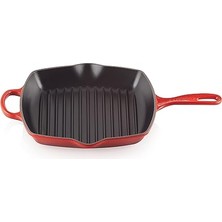 Le Creuset Dökme Demir Saplı Tencere 26 cm + Dökme Demir Izgara Tavası Kare 26 cm