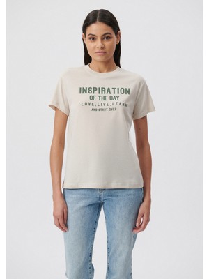 Mavi Inspiration Baskılı Bej Tişört