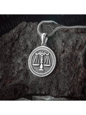 Takılingo 925 Ayar Gümüş Yuvarlak Adalet Terazi Motifli Erkek Kolye