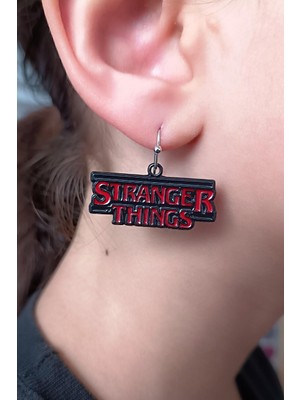 Fildişi Aksesuar Stranger Things Logo Şekilli Mineli Kadın Küpe Çift Adet El Yapımı Kadın Küpe