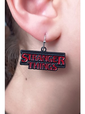 Fildişi Aksesuar Stranger Things Logo Şekilli Mineli Kadın Küpe Çift Adet El Yapımı Kadın Küpe