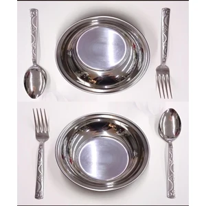 Yaşamboyu Garanti 6 Parça Yemek Seti 16CM Standart Porsiyon 2 Çelik Yemek Tabağı +2 Çatal +2 Kaşık