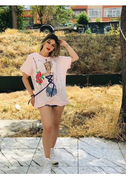 Sırtı Dantelli Bluz