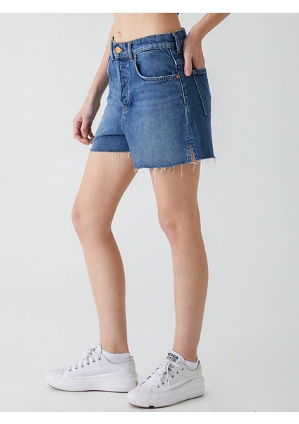 Kadın Deana Yüksek Bel Jean Şort fırsatları