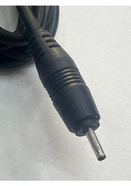 Motorola Tablet Araç Şarj Cihazı 12 Volt 2 Amper 2.0 mm 0.6 mm Araç Şarj Cihazı
