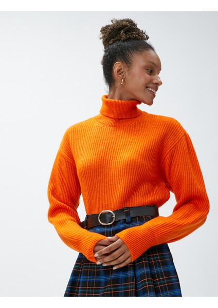 Crop Akrilik Kazak Balıkçı Yaka