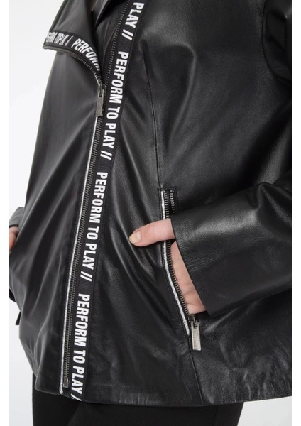 By Marki Marki oversize Kapüşonlu Yağmurluk Hakiki Deri Mont Baharlık fırsatları