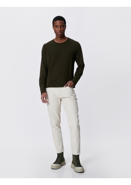 Basic Triko Kazak Dokulu Yuvarlak Yaka Dar Kesim fiyatları