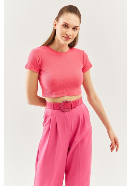 Pembe Kısa Kol Bisiklet Yaka Vücuda Oturan %100 Pamuklu Kaşkorse Esnek Crop Bluz fiyatları