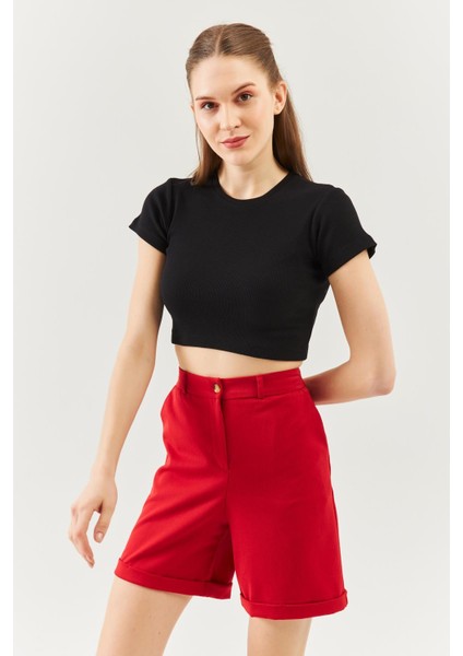 Siyah Kısa Kol Bisiklet Yaka Vücuda Oturan %100 Pamuklu Kaşkorse Esnek Crop Bluz