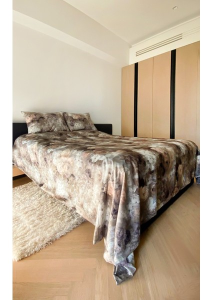 Çift Kişilik Flowers Yatak Örtüsü