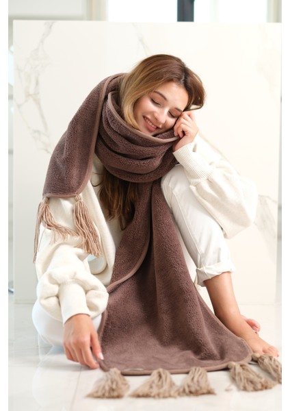 CAKKA Wellsoft Peluş Püsküllü Atkı/scarf