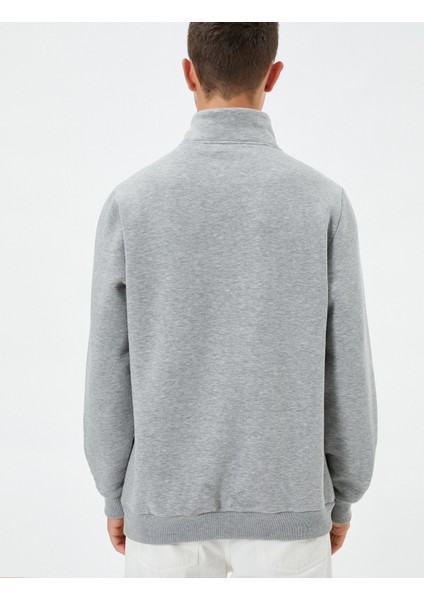 Yarım Fermuarlı Sweatshirt Kolej Baskılı Dik Yaka fırsatları
