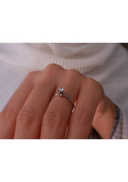 G Renk 0,13 Karat Pırlanta Tektaş Yüzük 0417R0051 fırsatları