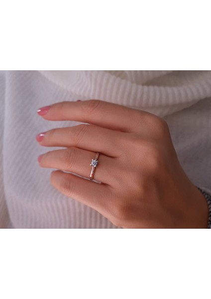 G Renk 0,13 Karat Pırlanta Tektaş Yüzük 0417R0051 indirimleri