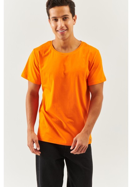 Turuncu Oversize RahatPamuklu Penye Bisiklet Yaka Kısa Kol Basic T-Shirt Trendy Collection indirimleri