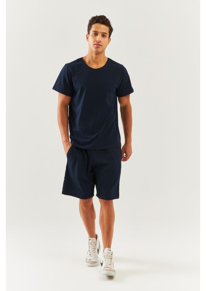 Lacivert Oversize RahatPamuklu Penye Bisiklet Yaka Kısa Kol Basic T-Shirt Classic Collection fiyatları