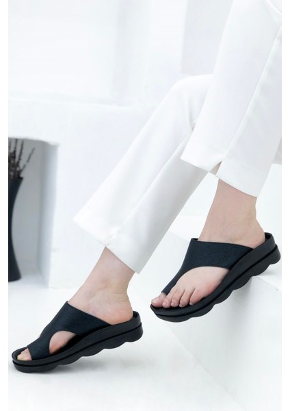 1742 Siyah Çatlak Comfort Anatomik Casual Parmak Arası Kadın Terliği indirimleri