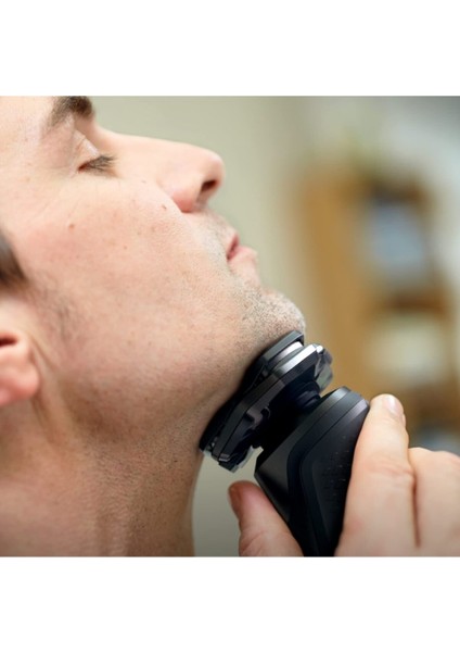 S5588 / 30 5000 Serisi Hassas Düzeltici ve Taşıma Kılıflı Elektrikli Tıraş Makinesi fırsatları