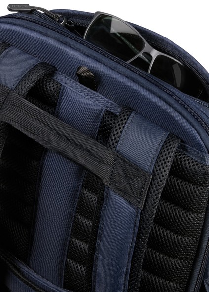 KH8-41-002 15.6" Stackd Bız Notebook Sırt Çantası Lacivert modelleri