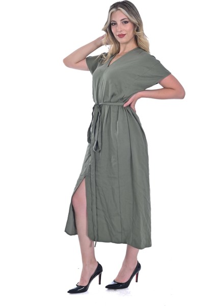 Büyük Beden V Yaka Kemerli Önden Yırtmaçlı Elbise fiyatları