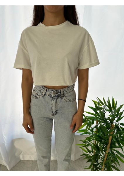 Bisiklet Yaka Ekru Crop Tshirt