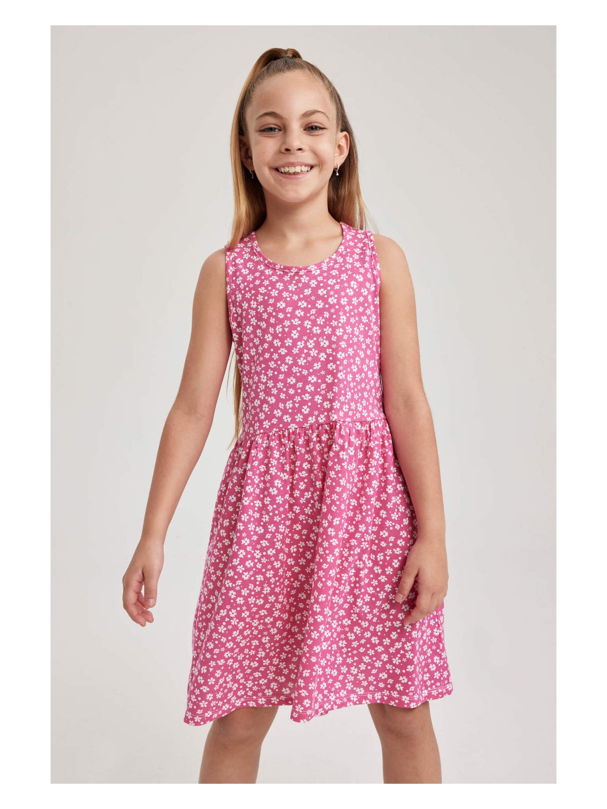 DeFacto Desenli Pamuklu Kolsuz Elbise Kız Çocuk B0673A8NS - Görsel 4