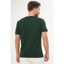 Qmari Haki Yeşil Oversize Tişört Erkek Basic Bisiklet Yaka | Düz Pamuklu Tshirt | Beyaz Nakişli Q Logo TRF6001