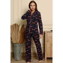 Alimer Lacivert Geyik Desenli Ful Likralı Boydan Düğmeli Kadın Pijama Takımı EDY2621UK-L