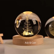 Hediyesahibi Kişiye Özel Ağaç Temalı Renk Değiştiren 6 cm Işıklı Cam Küre Modern Tasarım Özellikli