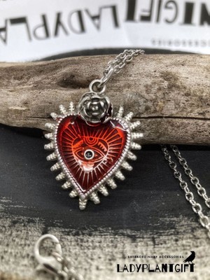 Herşey Nota Rose Eye Of Heart Gotik Kalp Kolye Kırmızı