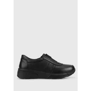 Siyah Deri Kadın Ayakkabı