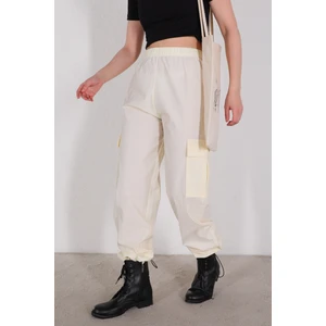 PNT-07327 Ekru Paça Lastikli Kargo Cepli Paraşüt Pantolon