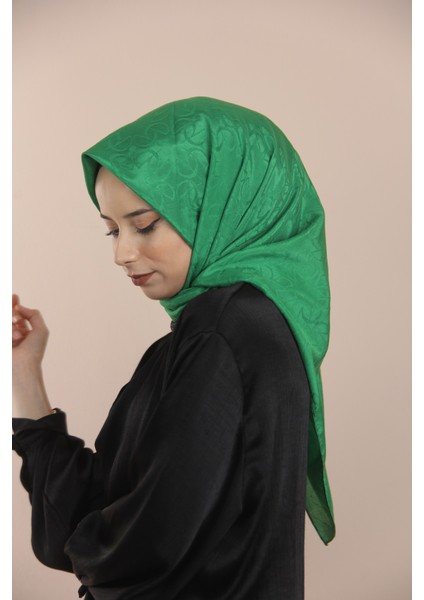 Benetton Ipekseli Jakar Eşarp