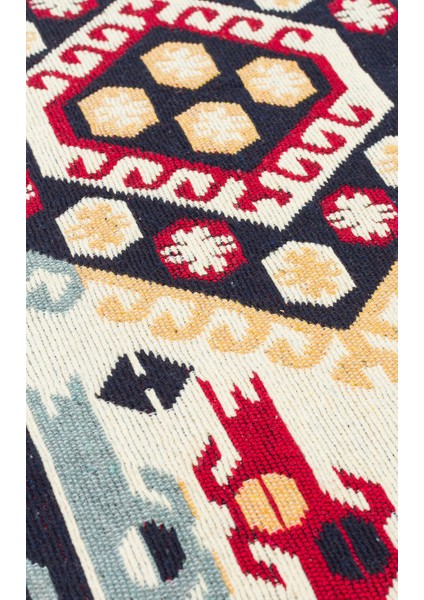 Arya Kilim Ar 30 Red Çift Taraflı Etnik Desenli Dokuma Kilim