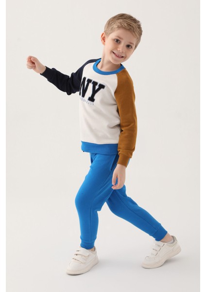 Legends Beyaz Erkek Çocuk Eşofman Takımı modelleri