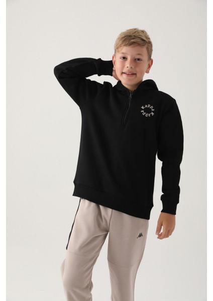 Siyah Yaka Fermuarlı Kapüşonlu Erkek Çocuk Sweatshirt