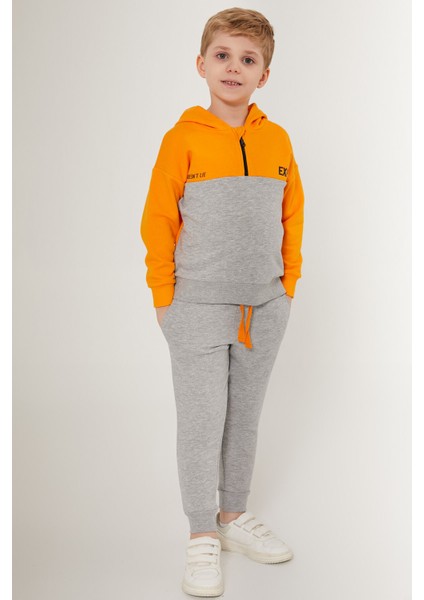 Explore Turuncu Erkek Çocuk Eşofman Takımı fiyatları