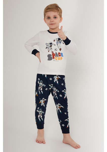 Space Beyaz Erkek Çocuk Uzun Kol Pijama Takım modelleri